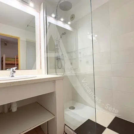 Apartment Vue Parking Piscine Tennis Sete